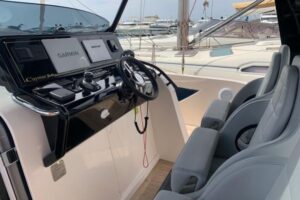 Cayman 400WA helm station with Garmin electronics and joystick control