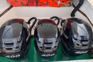 Triple Mercury 400HP engines powering Cayman 400WA yacht in Ibiza
