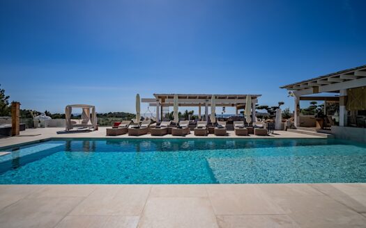 The Jungle: A Mediterranean Paradise