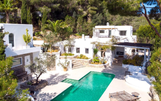 Mediterranean Elegance & Timeless Sophistication in Sa Carroca